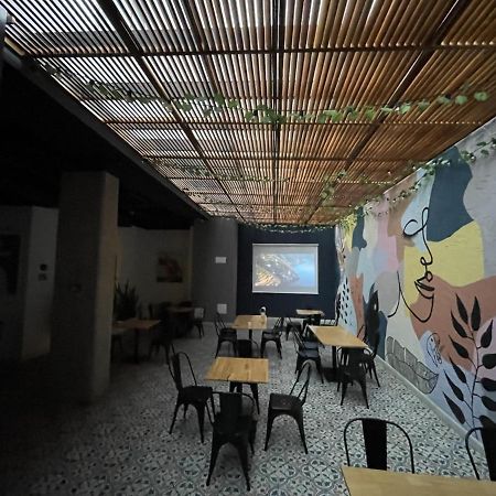 Em Hotel Corferias Embajada Americana Bogota Ngoại thất bức ảnh