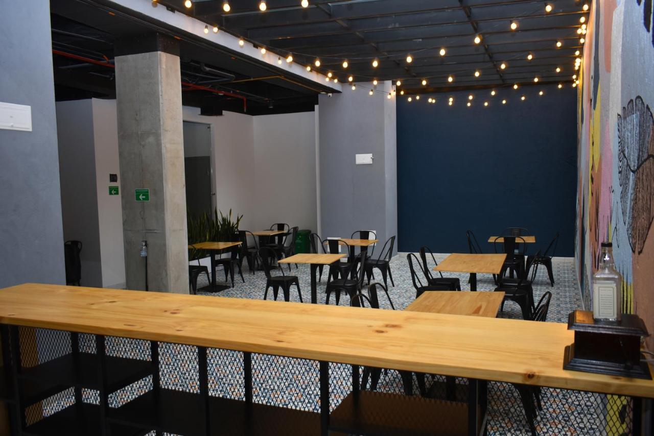Em Hotel Corferias Embajada Americana Bogota Ngoại thất bức ảnh
