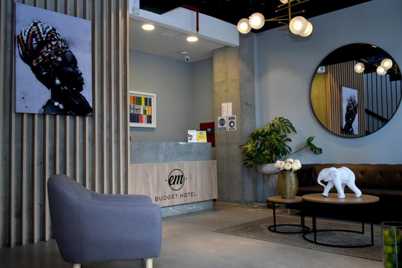 Em Hotel Corferias Embajada Americana Bogota Ngoại thất bức ảnh