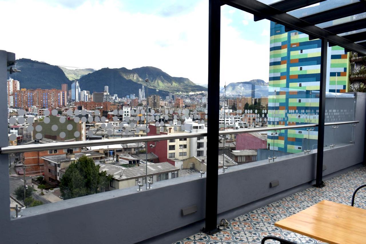 Em Hotel Corferias Embajada Americana Bogota Ngoại thất bức ảnh