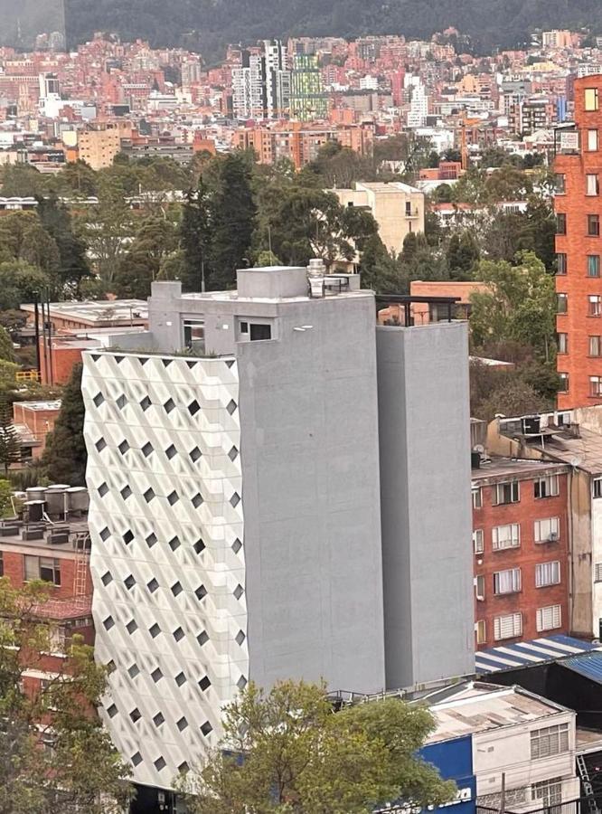 Em Hotel Corferias Embajada Americana Bogota Ngoại thất bức ảnh