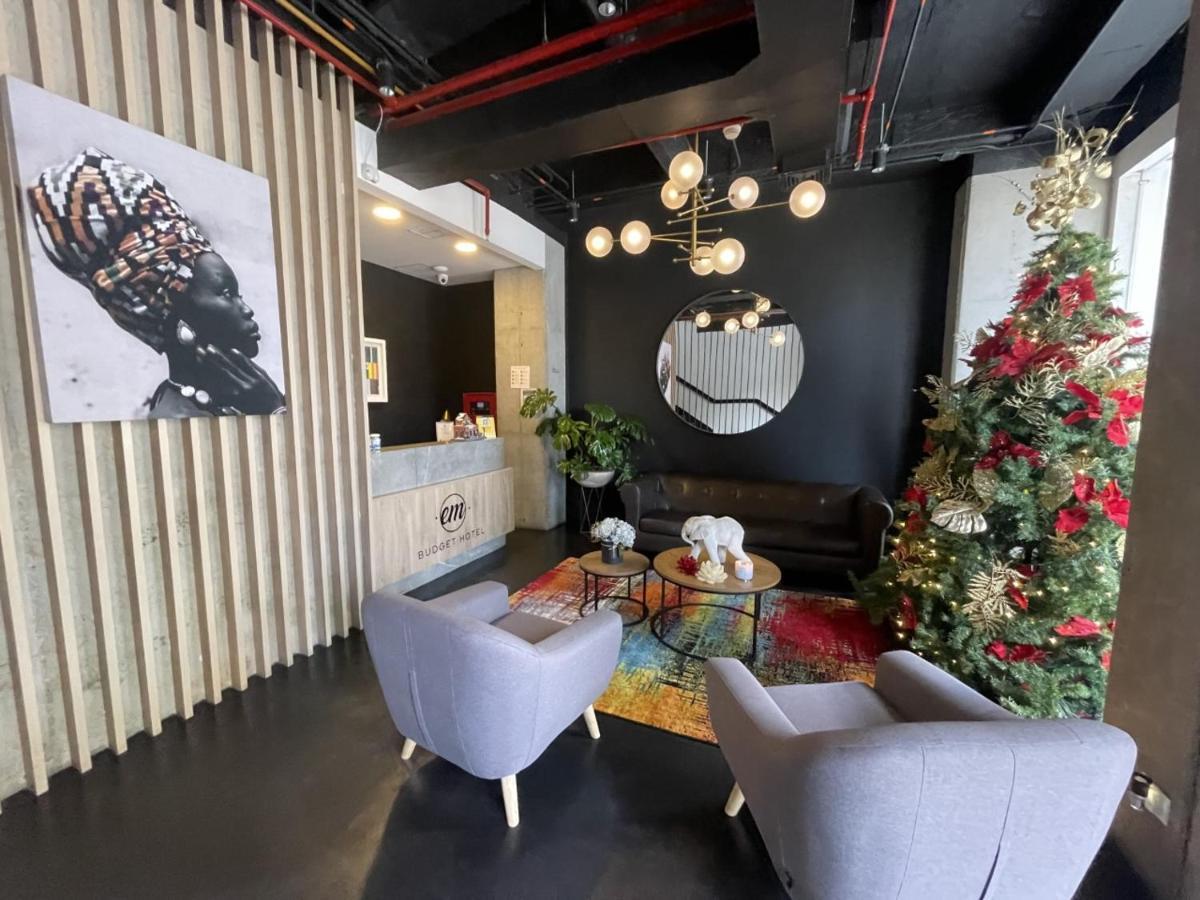 Em Hotel Corferias Embajada Americana Bogota Ngoại thất bức ảnh